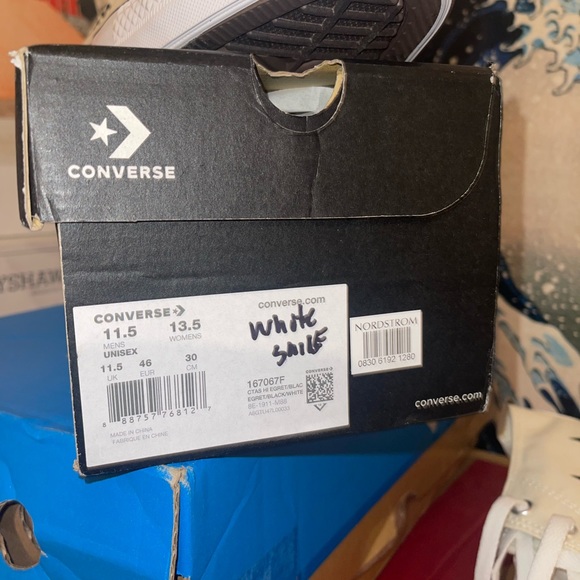 2 pairs of converse all stars - Picture 6 of 10